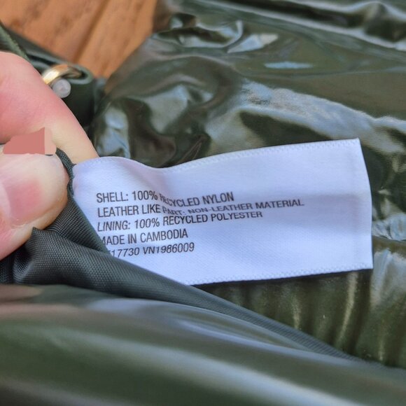 A New Day SOPHIE Olive Green Recycled Nylon Detachable Crossbody Strap Purse - Picture 11 of 16